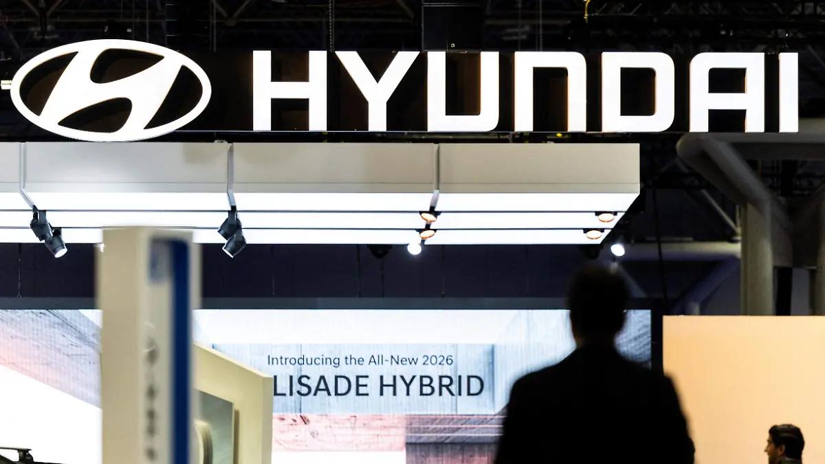 Detienen a migrantes latinos y surcoreanos durante redada en planta de Hyundai en EU