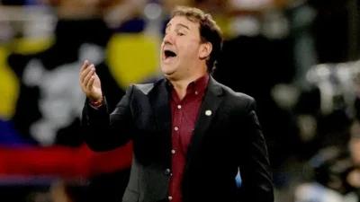 Néstor Lorenzo celebra la clasificación de Colombia al Mundial, que se venía «postergando»