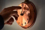 Why daylight saving time ends a bit earlier than usual in 2025