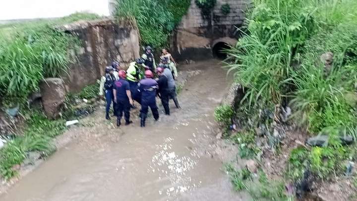 Niño de 5 años falleció tras caer en alcantarillado de Tocuyito (+Video)