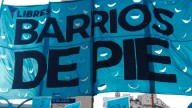 Barrios de Pie y UTEP realizaron ollas populares frente al Ministerio de Capital Humano por la crisis en comedores