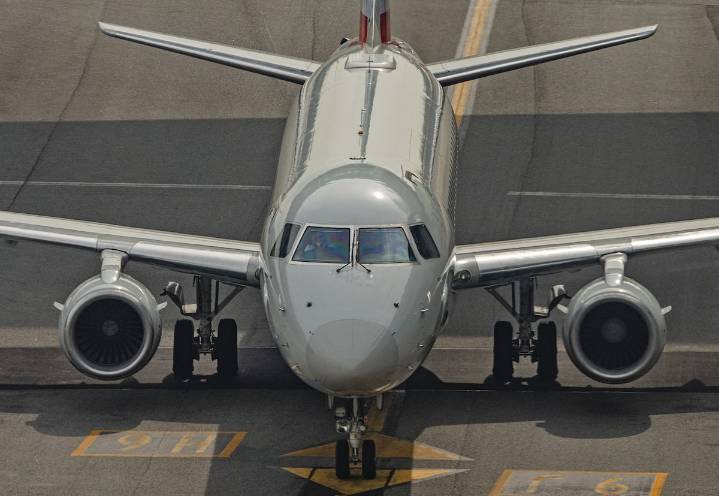 Opinion: Why is your flight always delayed? Blame government shutdowns.