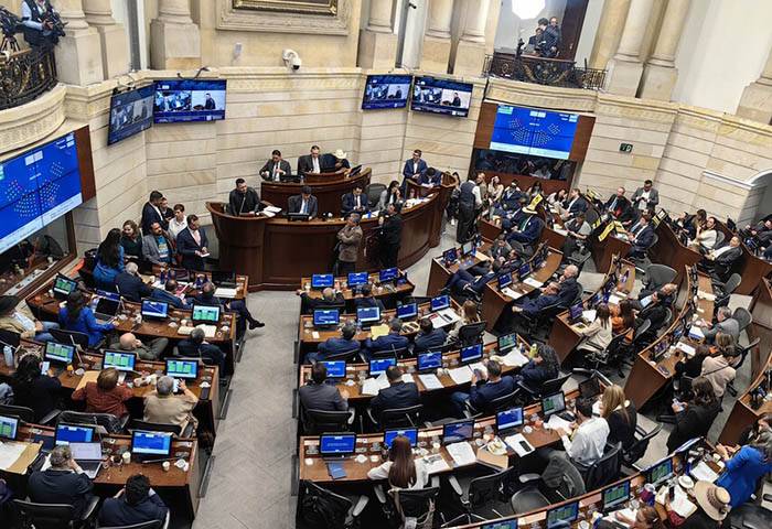 Críticas a ley de financiamiento del gobierno: «propuesta ahorca la clase media”