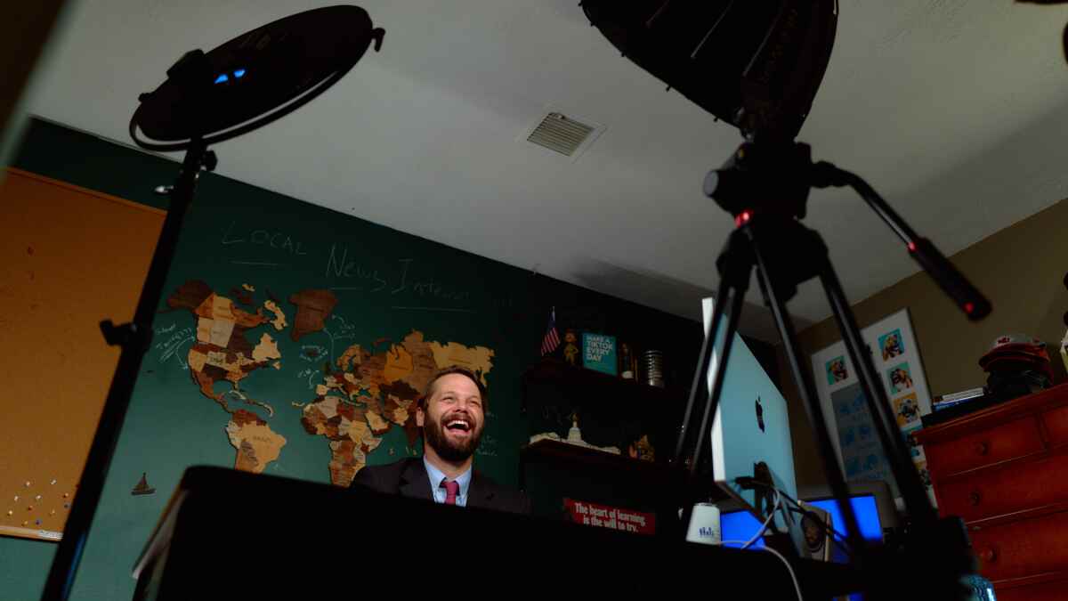 Dave Jorgenson makes the news fun on TikTok. Now he's back in Kansas City