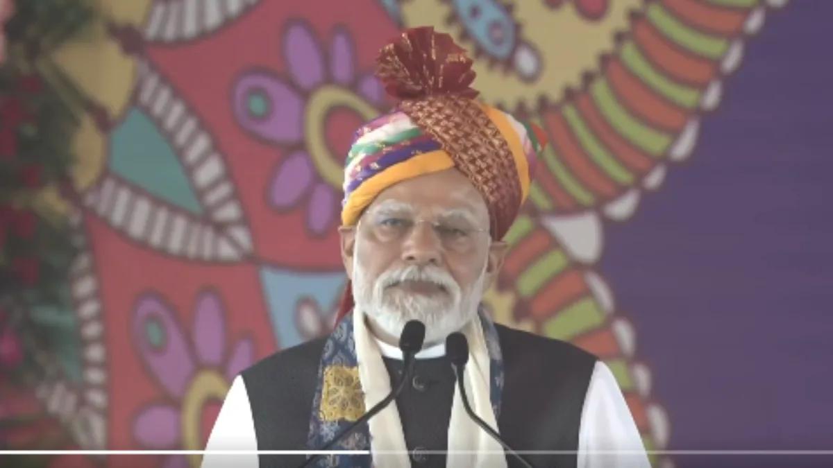 PM Modi pushes for swadeshi, vows to turn clean energy drive into people’s movement