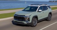 Edmunds small SUV comparison: 2026 Chevrolet Equinox vs. 2026 Hyundai Tucson