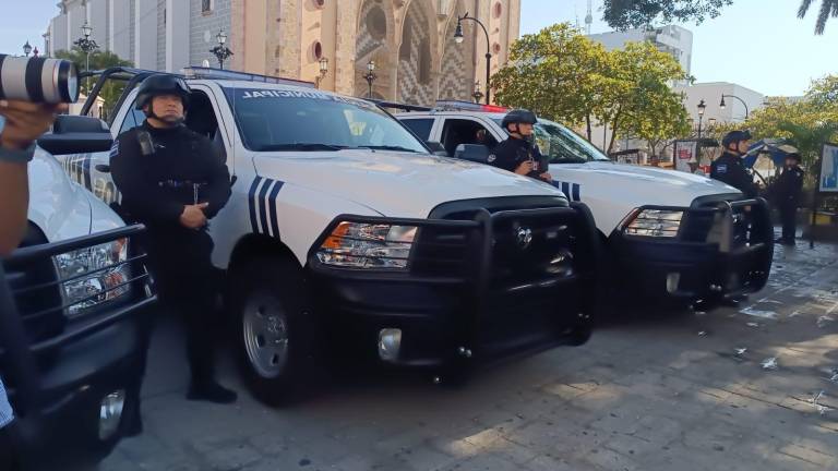 Ayuntamiento de Mazatlán destina casi $5 millones para uniformar a su Policía Municipal
