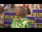 Incumbent Mayor Vi Lyles wins Charlotte primary in reelection bid