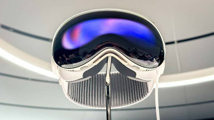 Apple Vision Air expected to launch in 2027 — lighter and half the price of Vision Pro