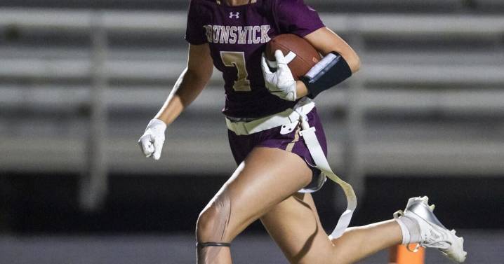 Virgilio, Roaders aggressive in flag football shutout of Titans
