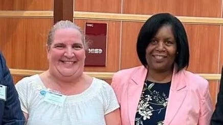 Clinton school board president abruptly resigns
