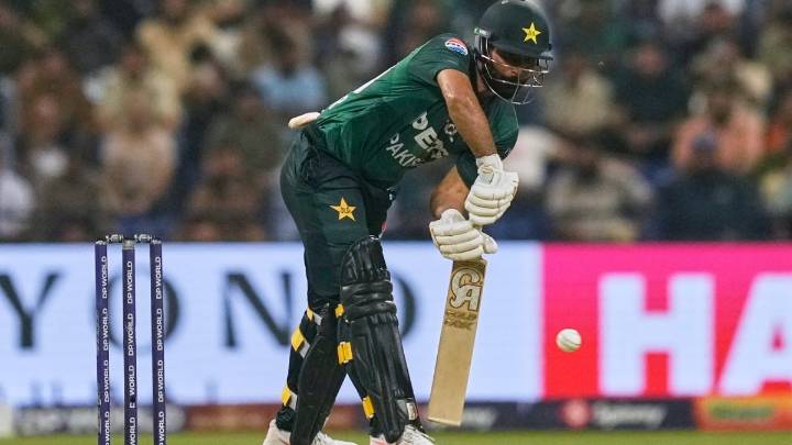 Pakistan vs Sri Lanka Live Score, Asia Cup 2025: PAK Cutting It Close; 120/5 In 17 Overs