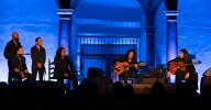 Tomatito y su hijo despliegan su flamenco en la Bienal de Granada