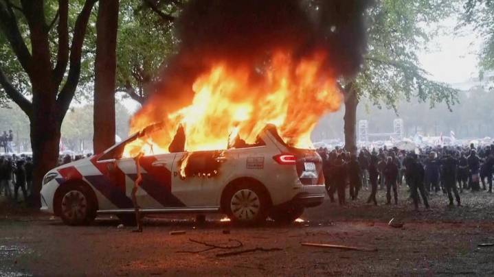 Violence erupts at right-wing demonstration in the Netherlands ahead of election