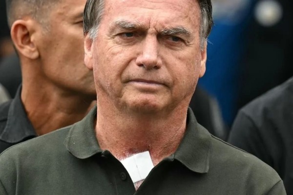 Bolsonaro tiene cáncer de piel, según su médico