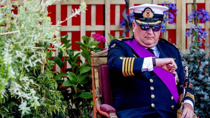 El príncipe Lorenzo de Bélgica revela que tiene un hijo secreto de 25 años con la cantante Wendy Van Wanten