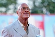 Dwayne Johnson llora de emoción con el triunfo de ‘The Smashing Machine’ en Venecia