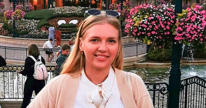 Mum who 'snatched' her Brit toddler in Spain before heading to Russia pictured