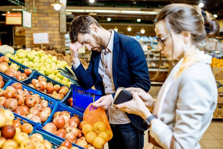 SNAP Cuts Take Effect, Reshaping Grocery Industry and Family Budgets in Wyoming and the U.S.