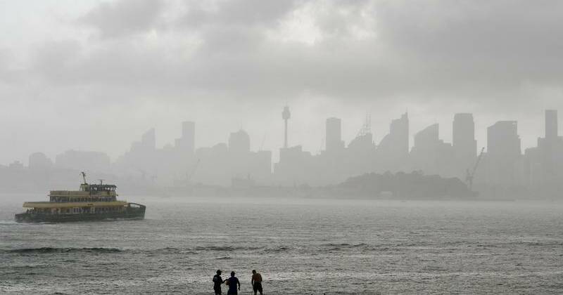 'Confronting' climate risk report goes under microscope