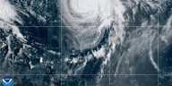 Humberto se convierte en huracán categoría 4, pero otro “potencial ciclón tropical” apunta a EE.UU.