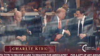 Trump y Elon Musk se reencuentran públicamente en funeral de Charlie Kirk