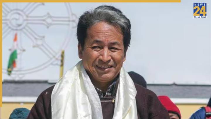 Leh police arrests Activist Sonam Wangchuk two days after Ladakh violence