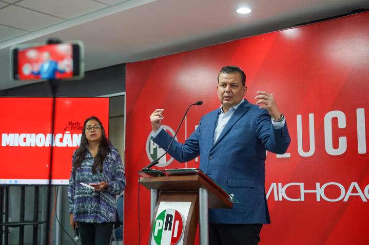 Cancelación de fiestas patrias refleja el abandono de los municipios ante la violencia: PRI Michoacán