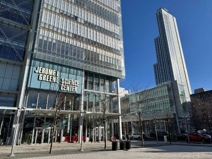 Mystery swirls as Columbia University student handcuffed by people claiming to be federal agents