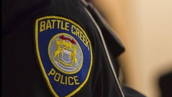 67-year-old man arrested for allegedly attempting to lure children into car outside library