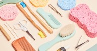 11 Personal Items You Should Never Share, According to Doctors
