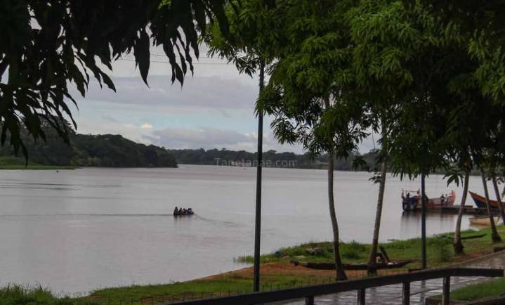 Reportan el naufragio de una embarcación con varias personas entre Delta y Trinidad