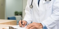 ¿Cómo se pide la incapacidad permanente en España? Todas las dudas y los posibles errores