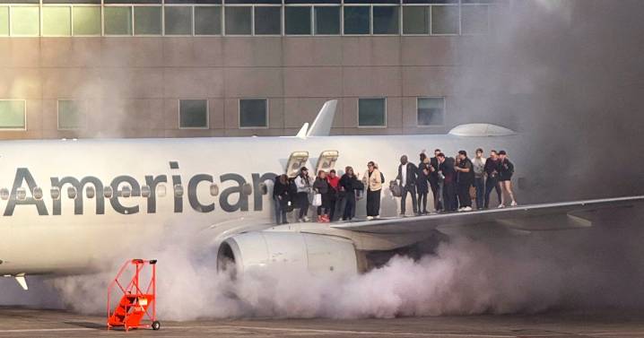 FAA instructs airlines to re-evaluate evacuation procedures