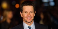 Mark Wahlberg Makes Rare Red Carpet Appearance with Wife and All Four Kids at 'Play Dirty' Premiere