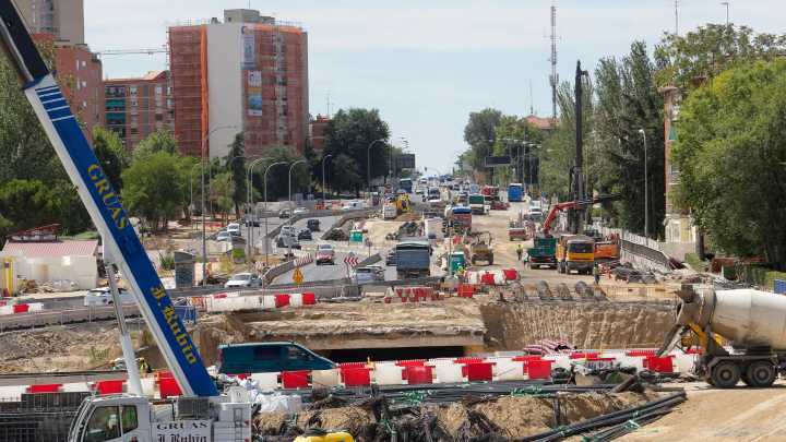 Los atascos vuelven a Madrid y el temor al tráfico motiva a los madrileños a coger el bus