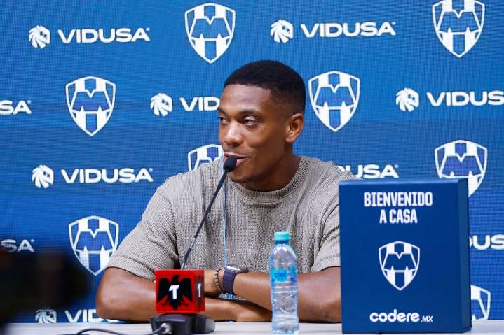 Tato Noriega responde si realmente Rayados de ‘robó’ a Pumas el fichaje de Anthony Martial