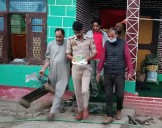 Police recover 1 Kg of charas from residential house in Shopian