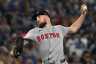 Deadspin | Garrett Crochet's gem lifts Red Sox past Blue Jays, closer to postseason