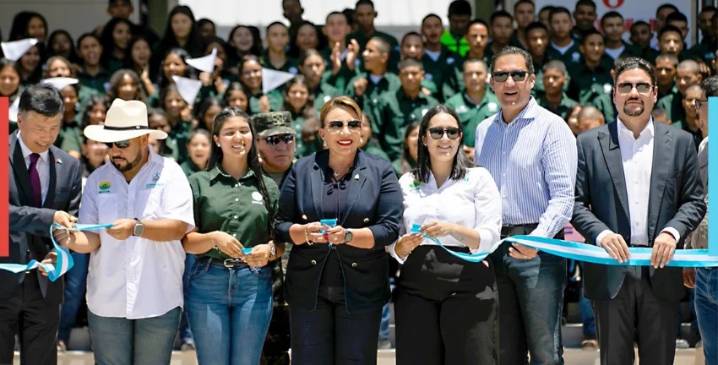 Inaugura Honduras primera planta agroindustrial con apoyo de China