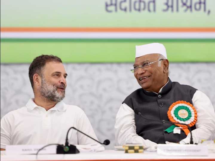 Countdown of NDA govt in Bihar begun, BJP feels Nitish Kumar now a liability: Kharge at CWC in Patna