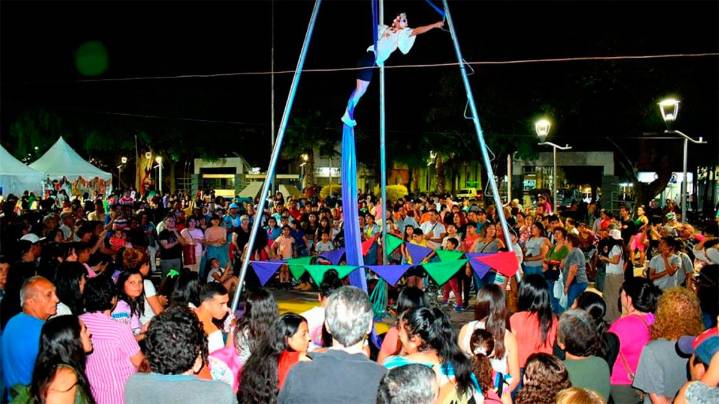 La Banda se prepara para la 5ta edición de "Arte Banda" en la Plaza Belgrano