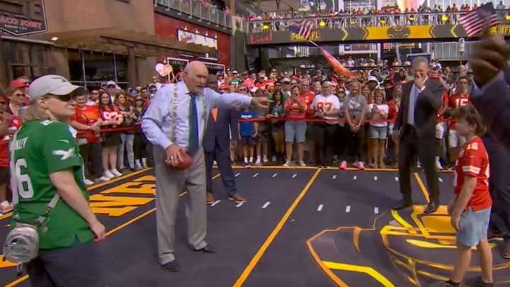 Terry Bradshaw tells Fox NFL Sunday guest 'don't hit me hard' as he rolls back years to play quarterback on set