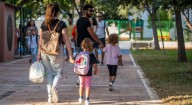 Los permisos parentales se amplían: si tu hijo tiene menos de 8 años, podrás pedir dos semanas de permiso retribuido