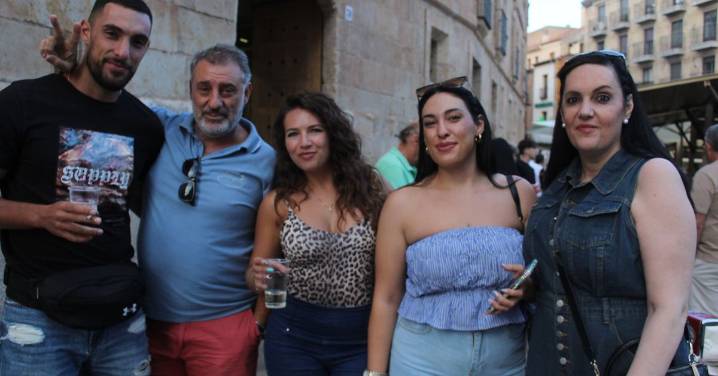 Cientos de personas disfrutan en la Feria de Día durante este martes en Salamanca