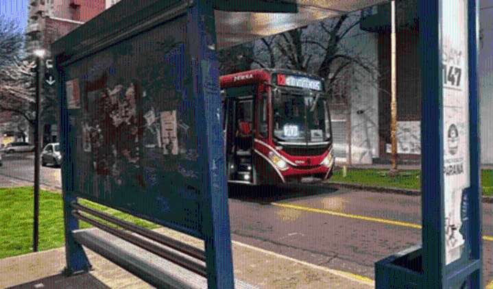 Cuarto día sin colectivos urbanos en Paraná por paro de choferes