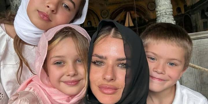 La China Suárez mostró cómo sus hijos aprendieron a hablar turco en su nueva vida en Estambul: “¿Cómo se dice?"