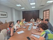 La alcaldesa y Acoje analizan el comercio y planifican próximas campañas