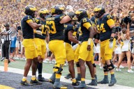 Michigan snap counts, PFF grades: Polished performance on both sides of ball