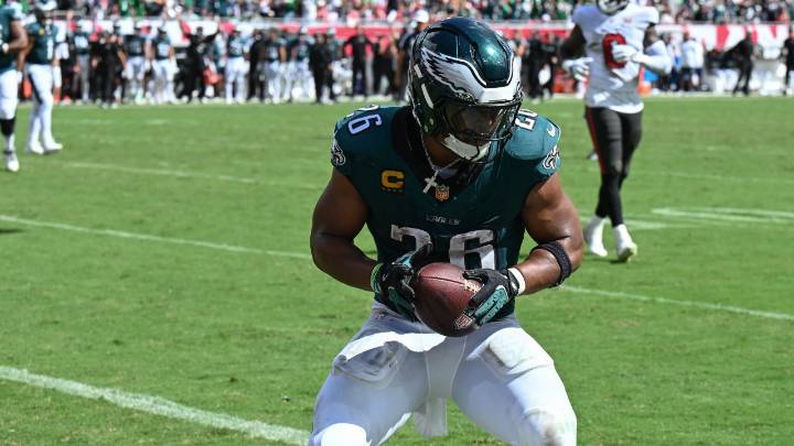 NFL Week 4 Roundup: Eagles hold on to beat Buccaneers